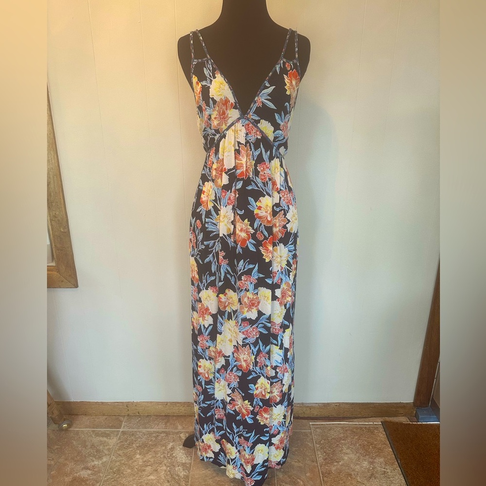 Maxi Dress Size Medium